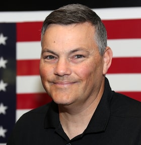 Staff member Richard Cantin from ID_53958f3f9c5b