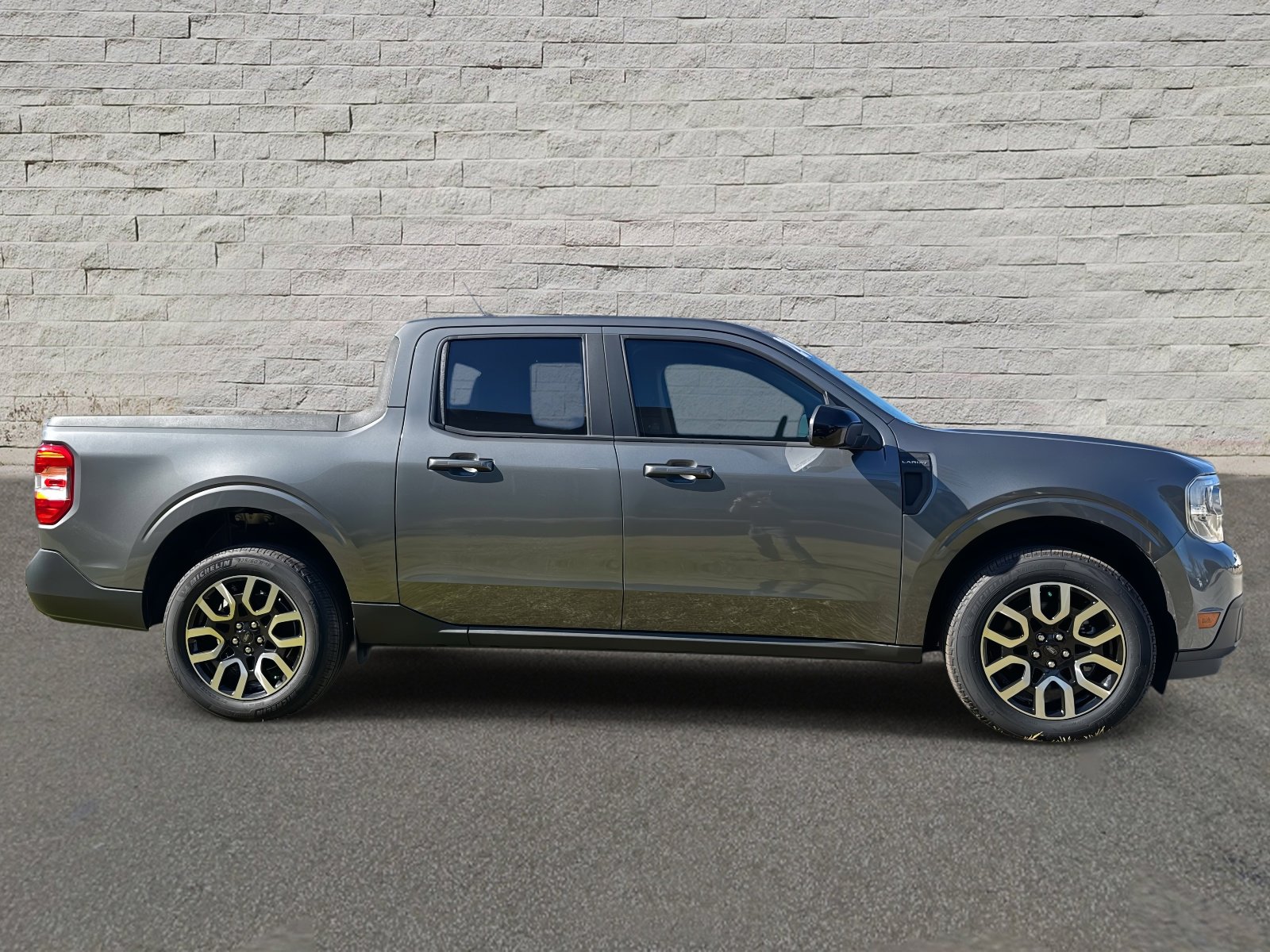 2024 Ford Maverick Lariat photo 3