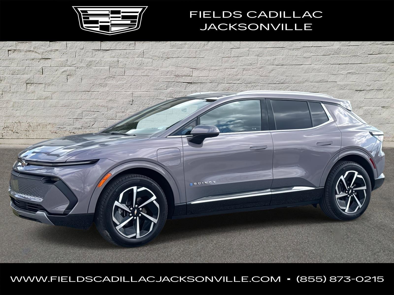 2025 Chevrolet Equinox EV LT's photo