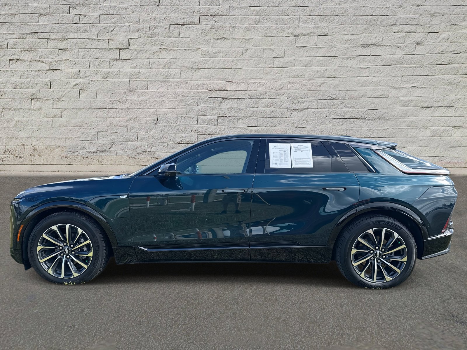 Certified 2024 Cadillac LYRIQ Sport 3 with VIN 1GYKPWRK2RZ136175 for sale in Jacksonville, FL