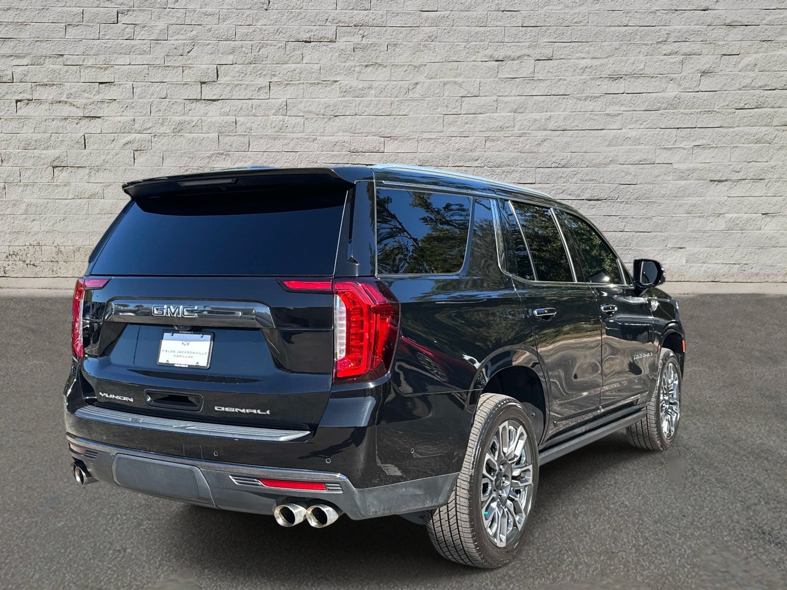 Used 2024 GMC Yukon Denali Ultimate SUV