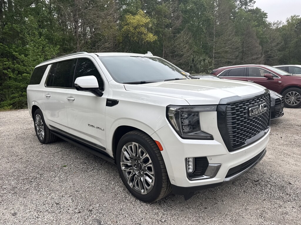 Used 2023 GMC Yukon XL Denali Ultimate SUV