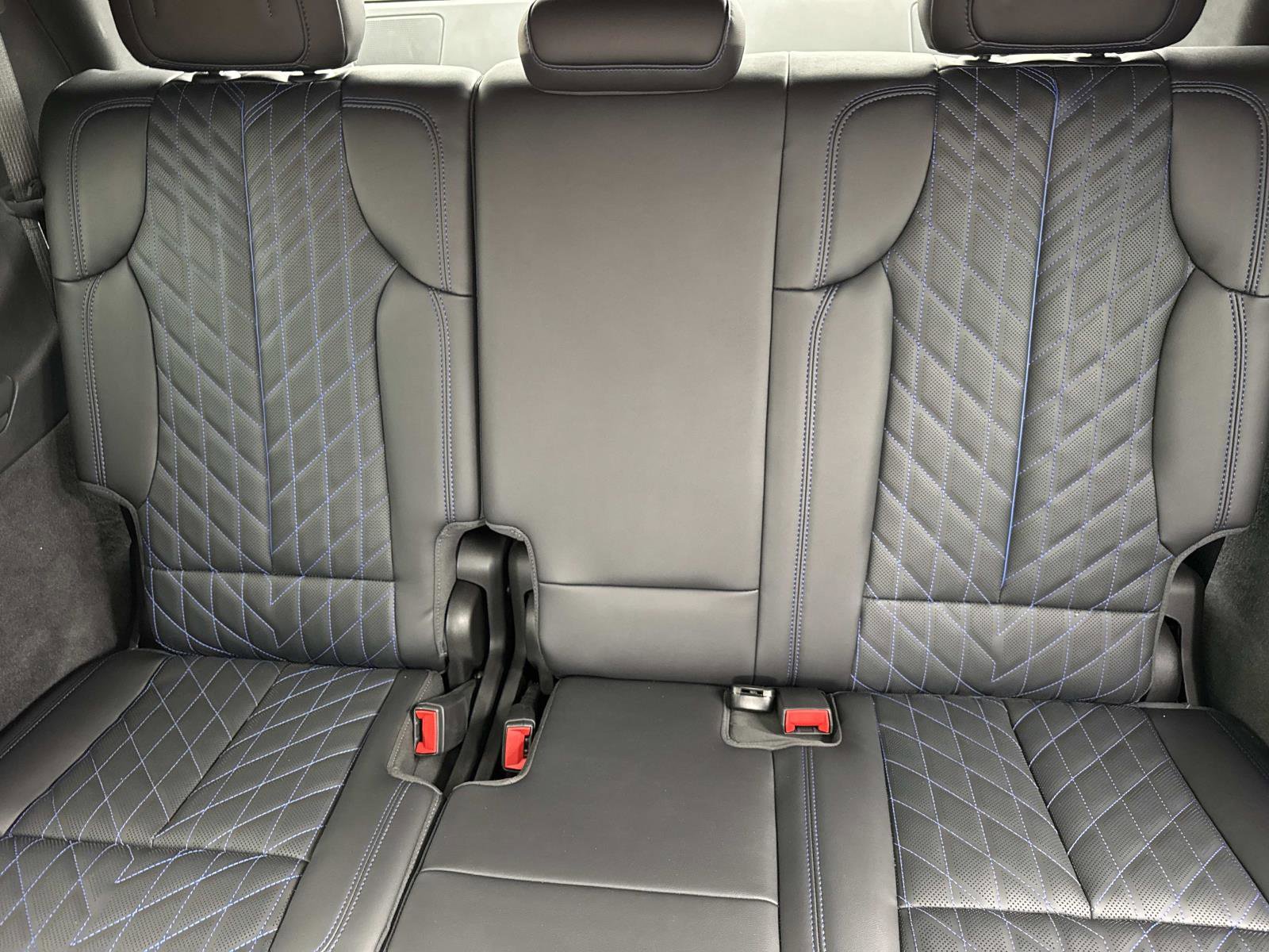 2026 Cadillac Escalade IQ Sport - Photo 17