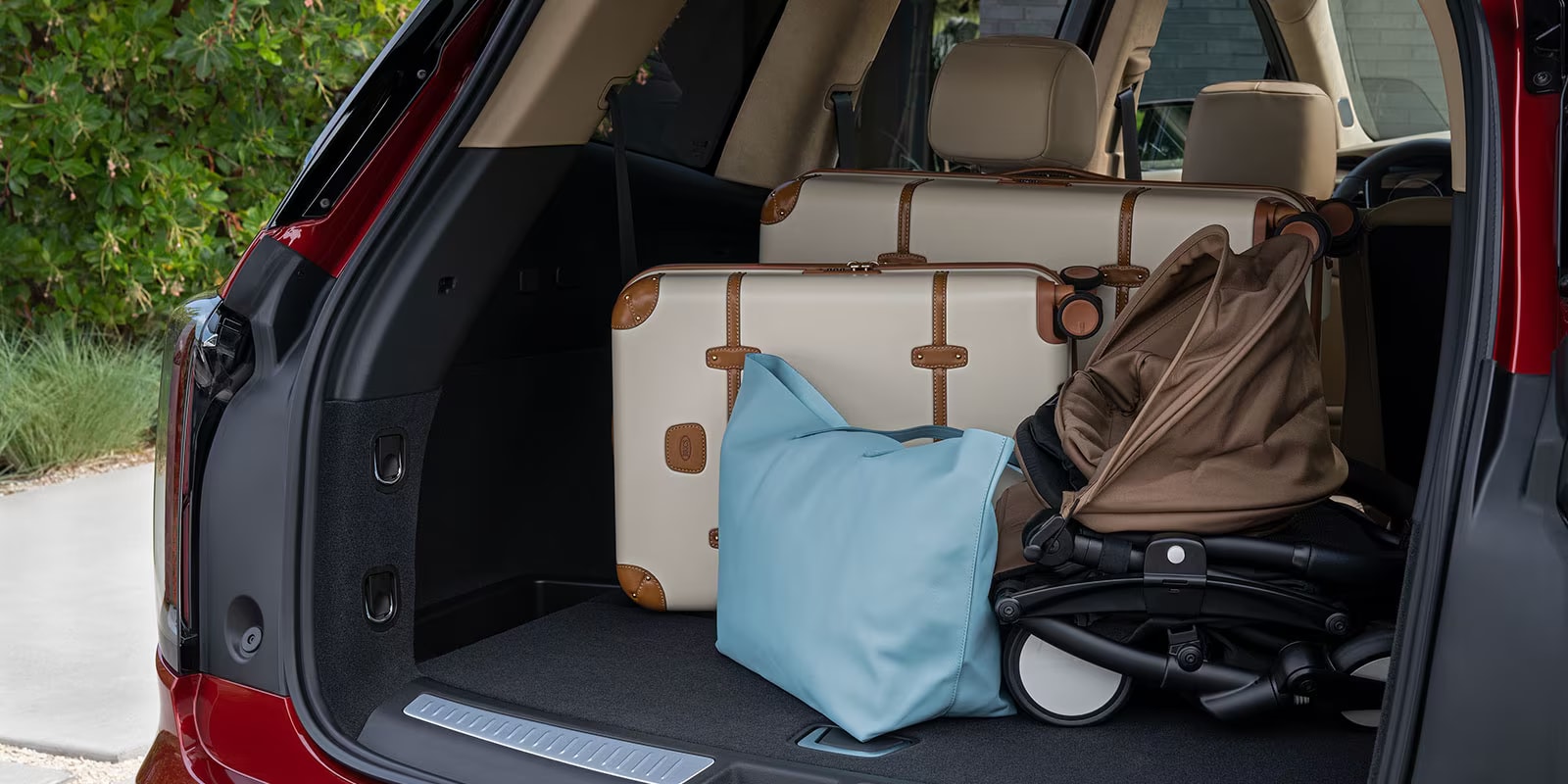 2023-cadillac-xt6-cargo.png
