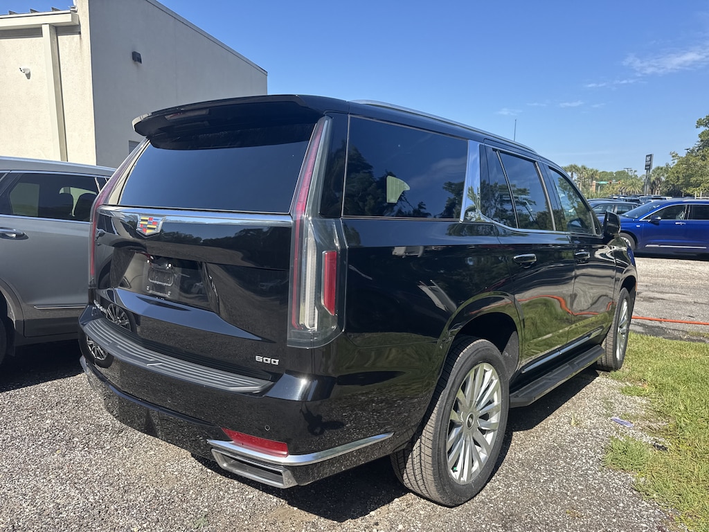 Used 2022 CADILLAC Escalade Luxury SUV