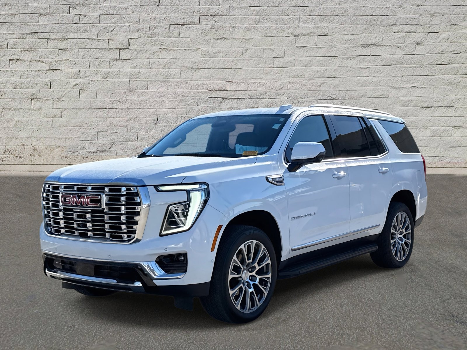 2025 GMC Yukon Denali's photo
