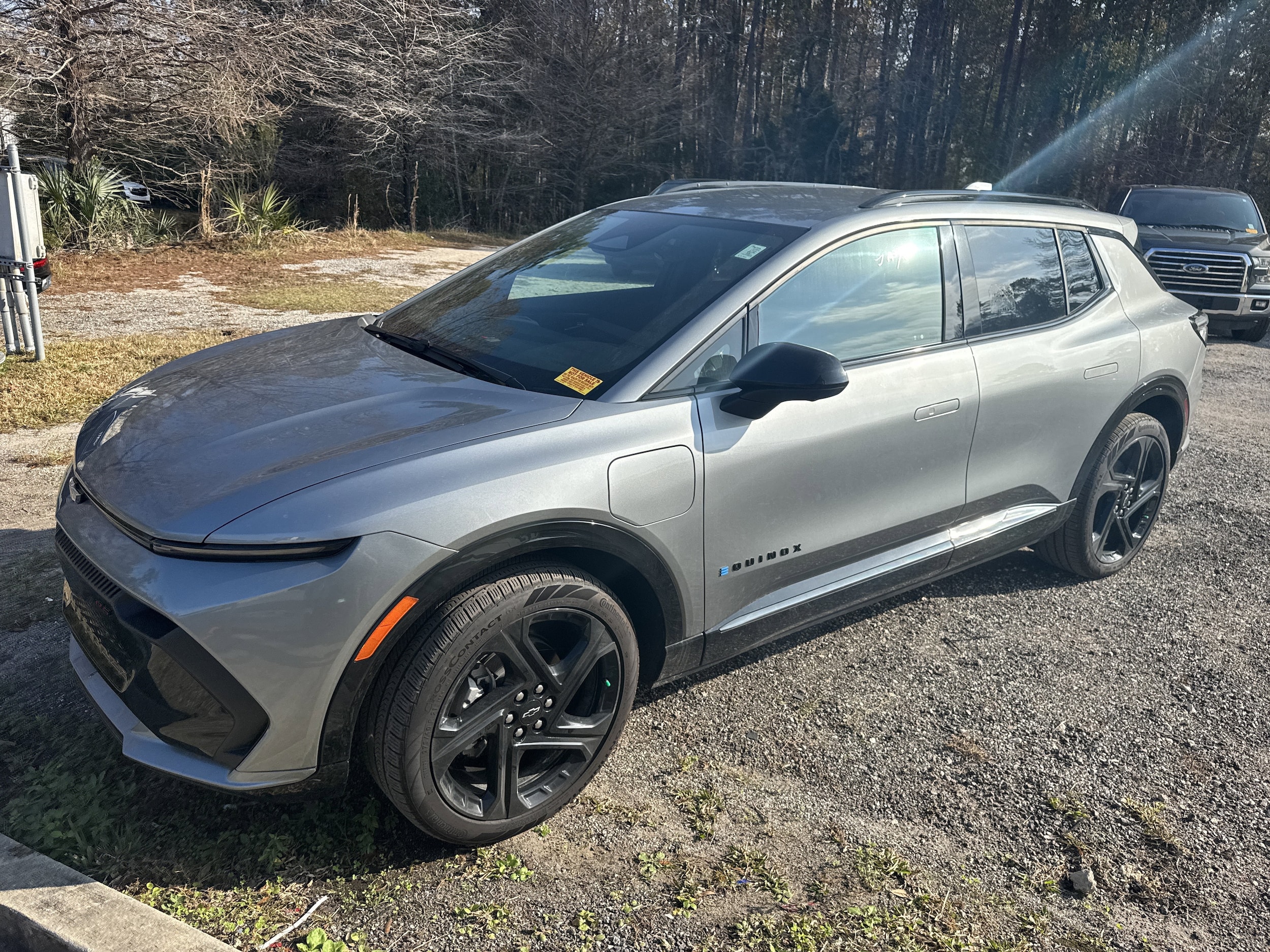 2024 Chevrolet Equinox EV RS's photo