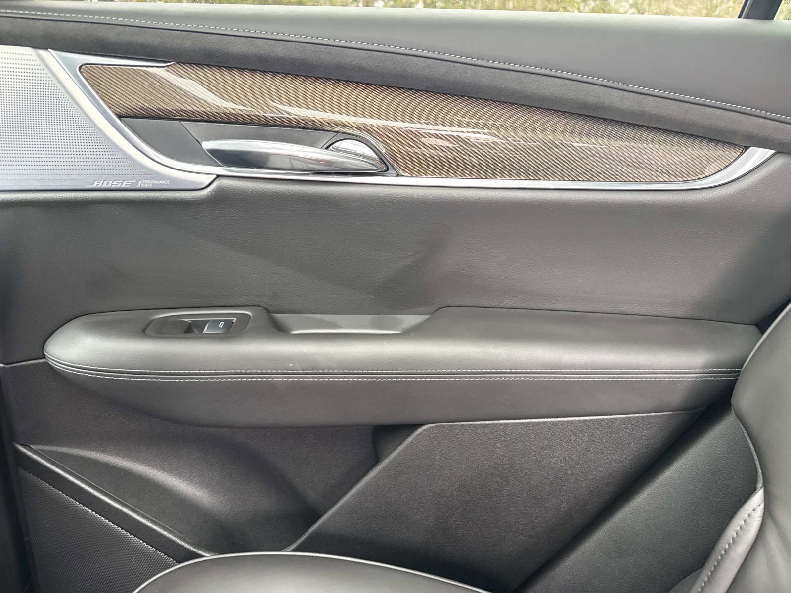 2025 Cadillac XT6 Premium Luxury - Photo 14