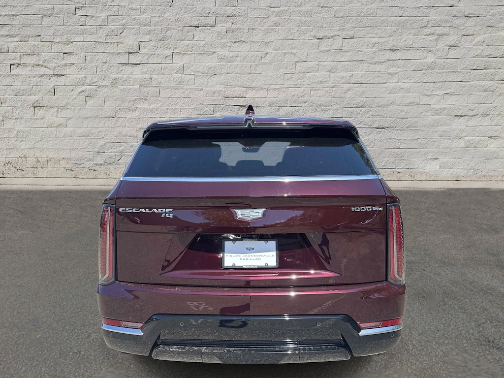 New 2025 CADILLAC ESCALADE IQ Luxury 1 SUV