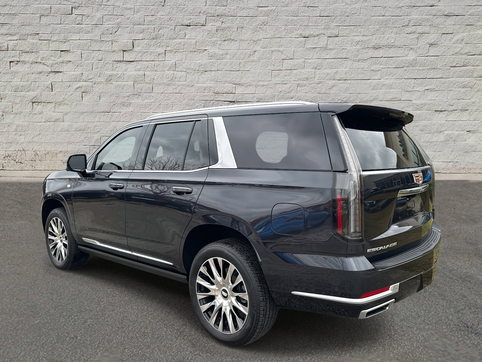 2026 Cadillac Escalade Platinum Luxury photo 2