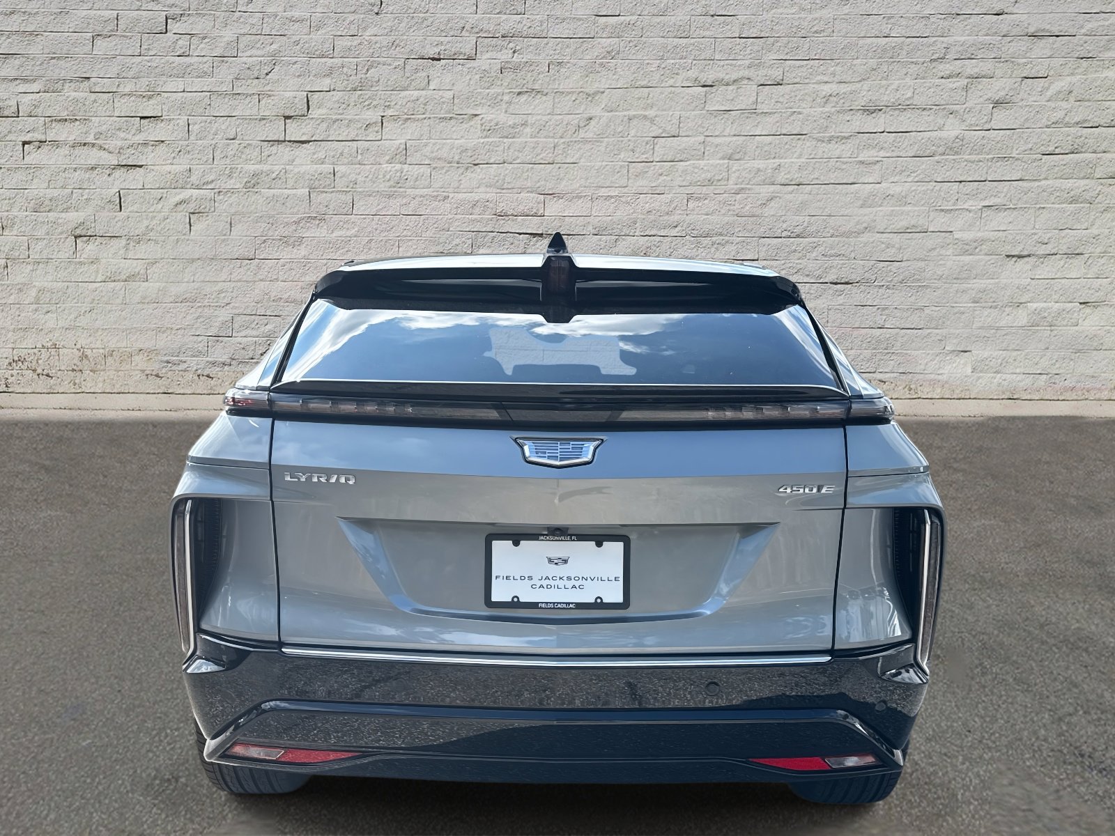 2026 Cadillac Lyriq Luxury photo 4