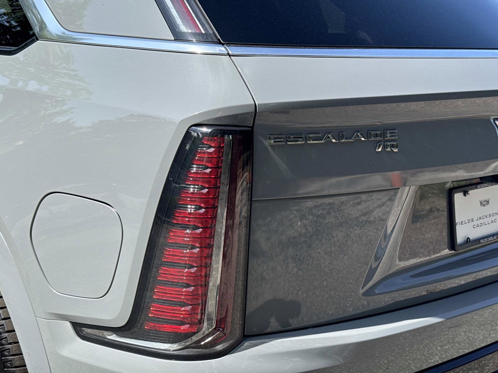 2026 Cadillac Escalade IQ Luxury - Photo 11
