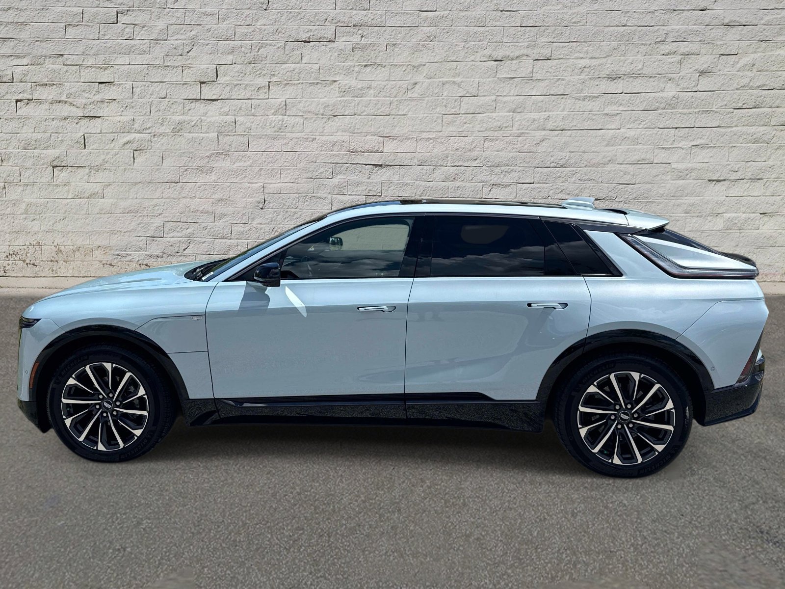 Certified 2024 Cadillac LYRIQ Sport 2 with VIN 1GYKPVRK3RZ136163 for sale in Jacksonville, FL