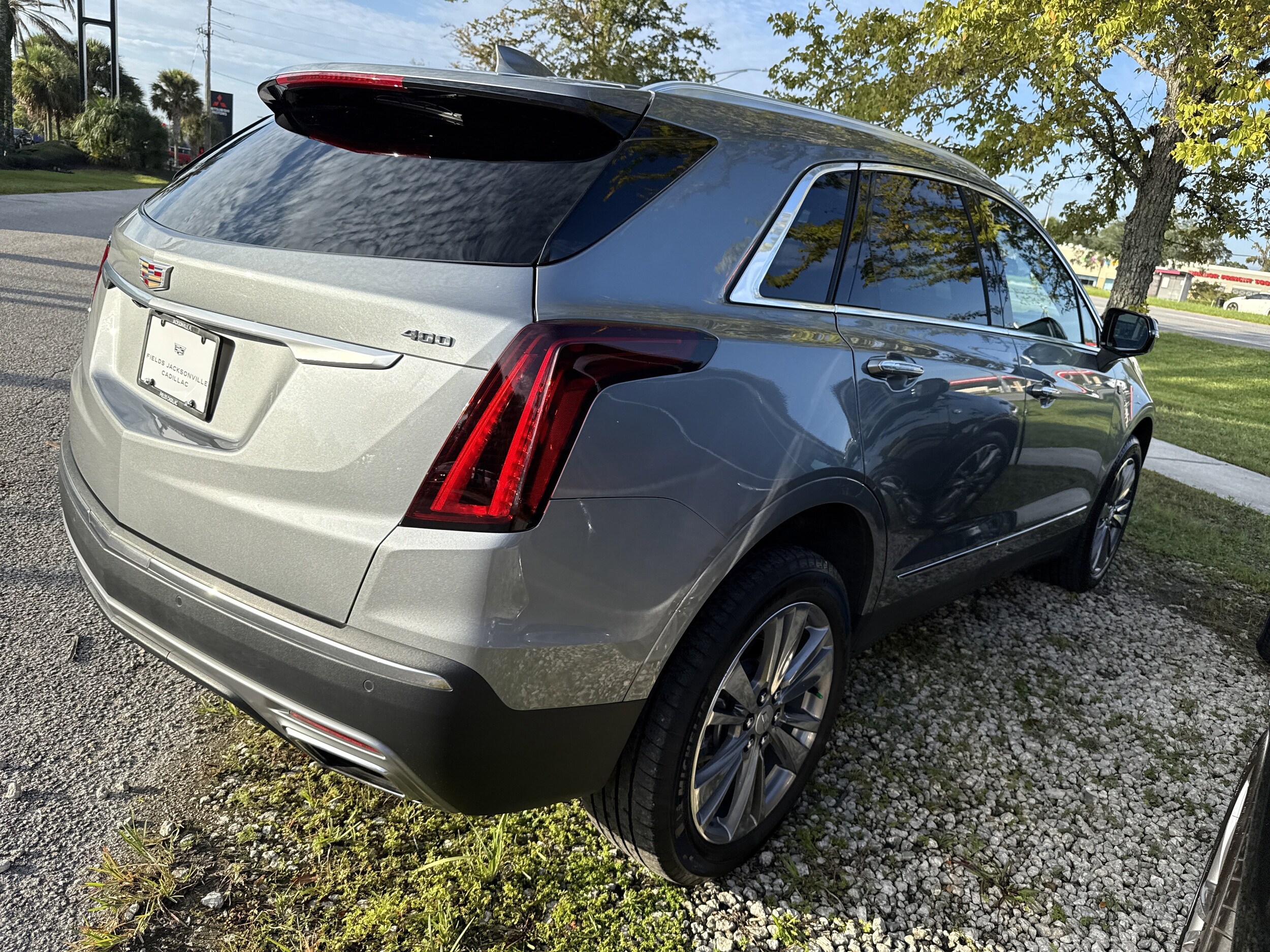 2025 Cadillac XT5 Premium Luxury photo 3
