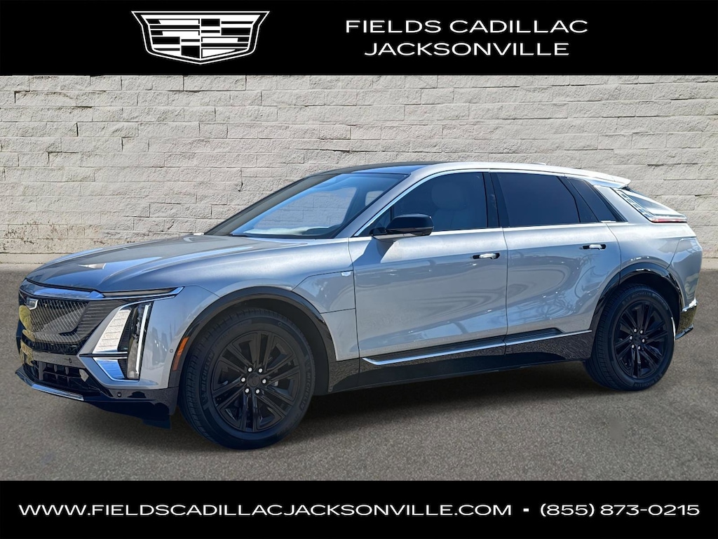 New 2025 CADILLAC LYRIQ Luxury 1 SUV