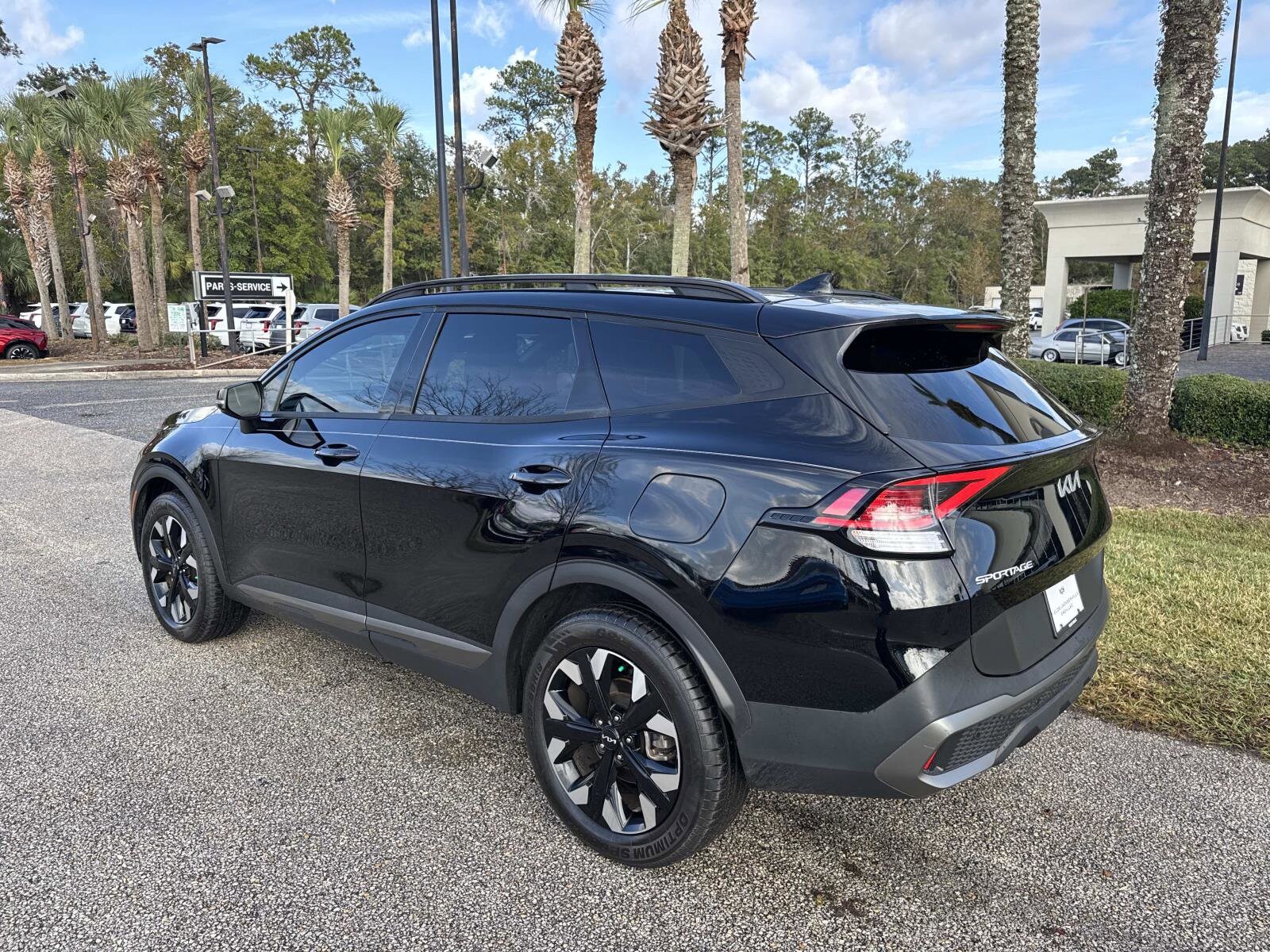 2023 Kia Sportage X-Line photo 3