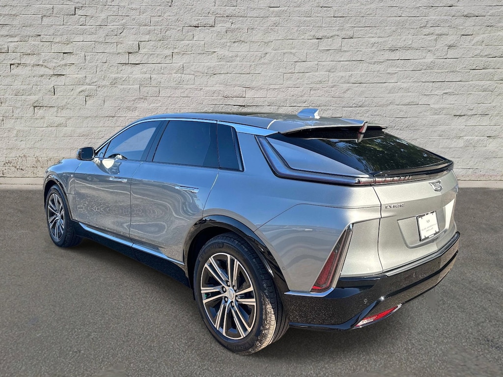Used 2024 CADILLAC LYRIQ Luxury 1 SUV