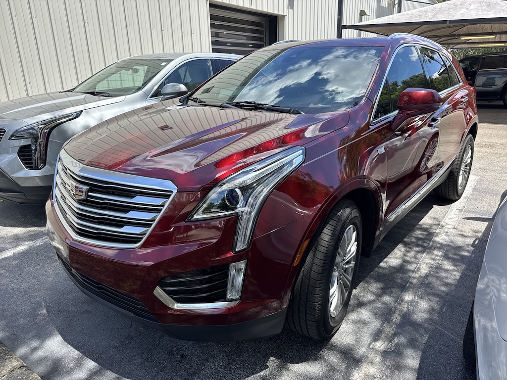 Used 2018 CADILLAC XT5 Luxury FWD SUV