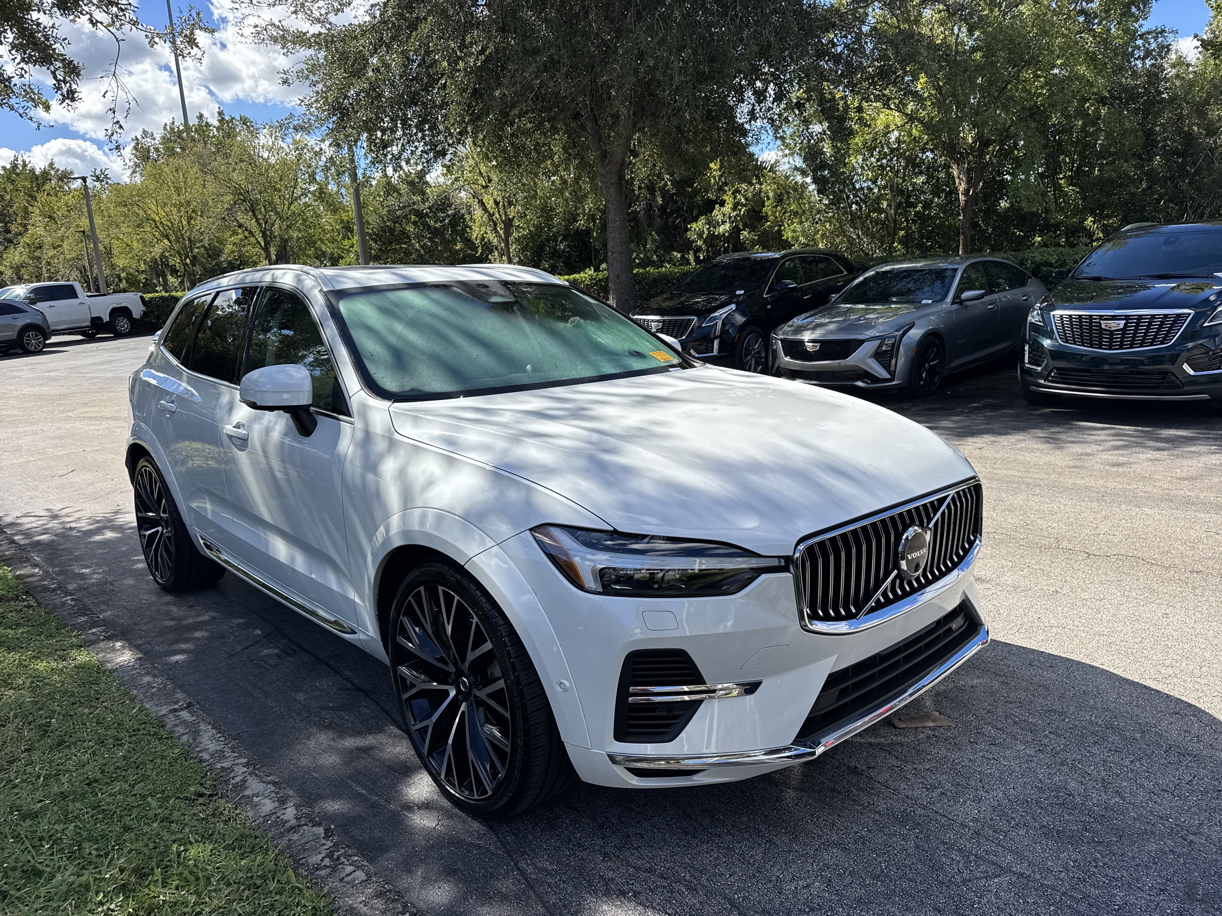 Used 2022 Volvo XC60 Recharge Plug-In Hyb Inscription SUV