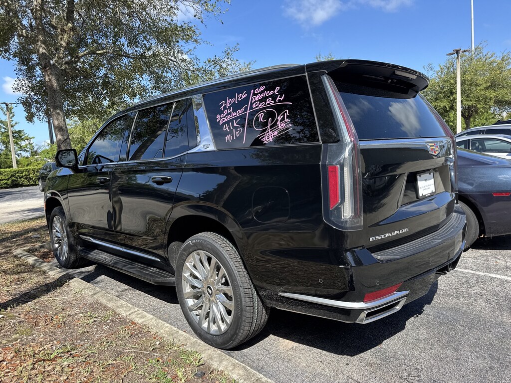 Used 2024 CADILLAC Escalade Premium Luxury SUV