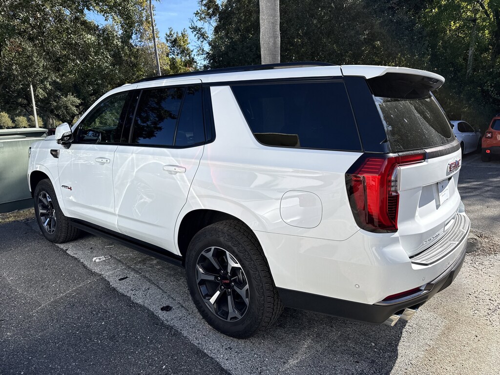 Used 2025 GMC Yukon AT4 Ultimate SUV