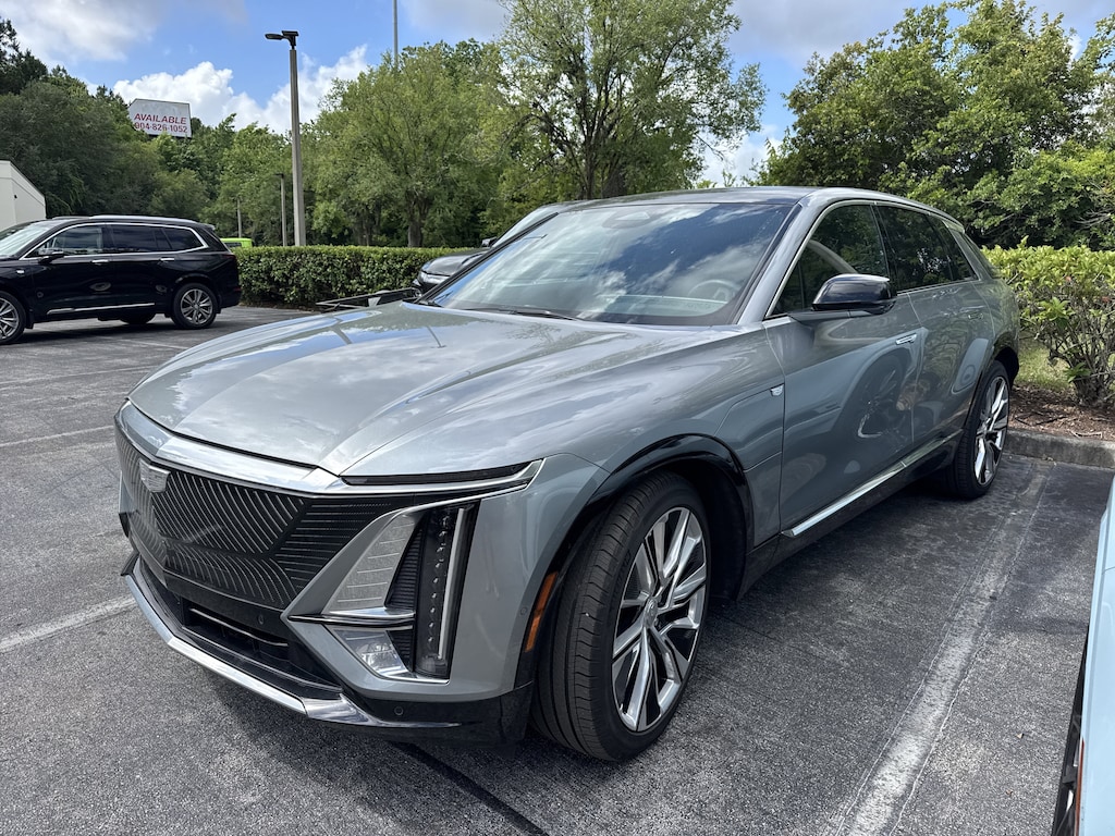 Used 2025 CADILLAC LYRIQ Luxury 3 SUV
