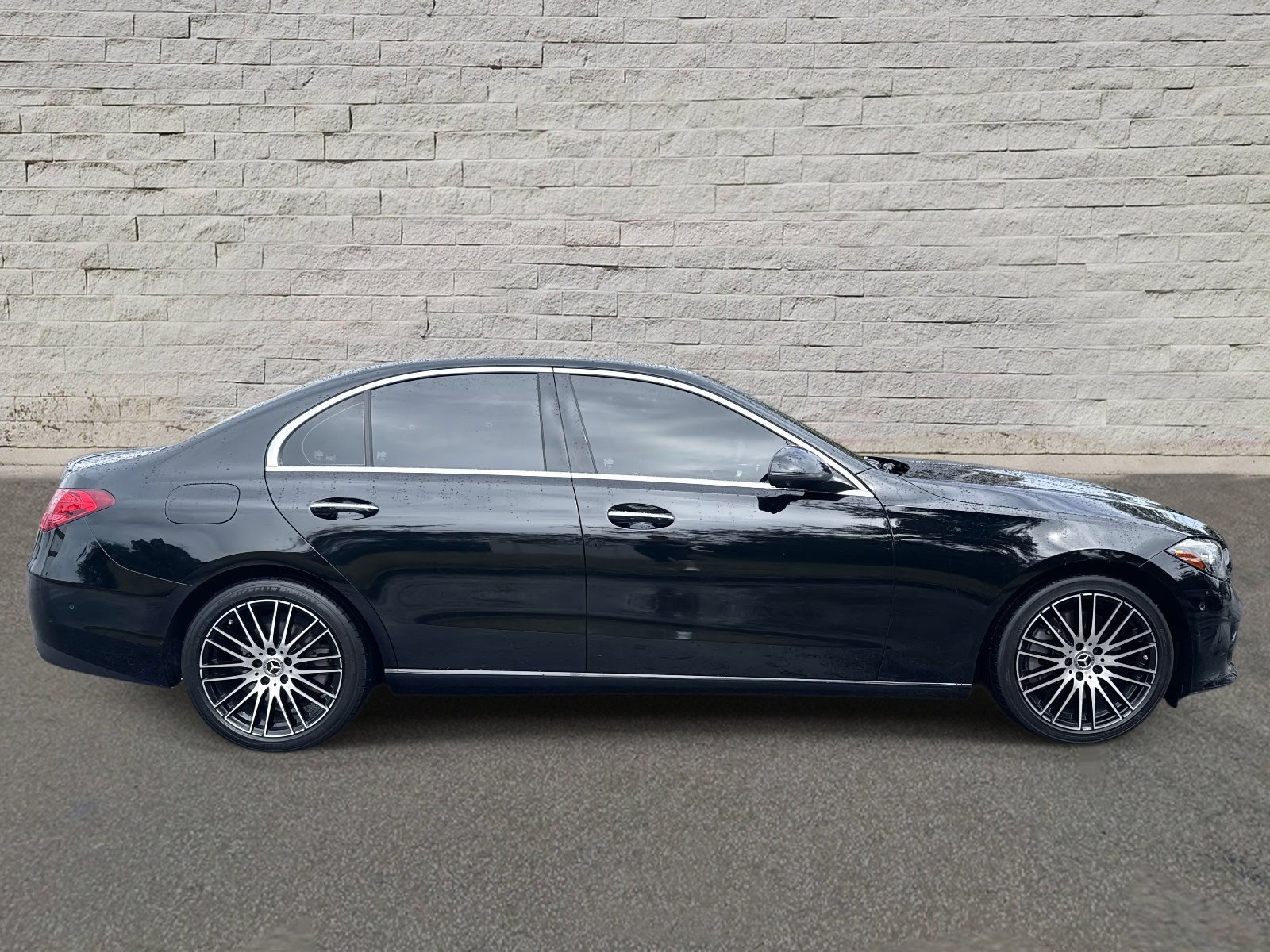 2023 Mercedes Benz C 300 photo 4