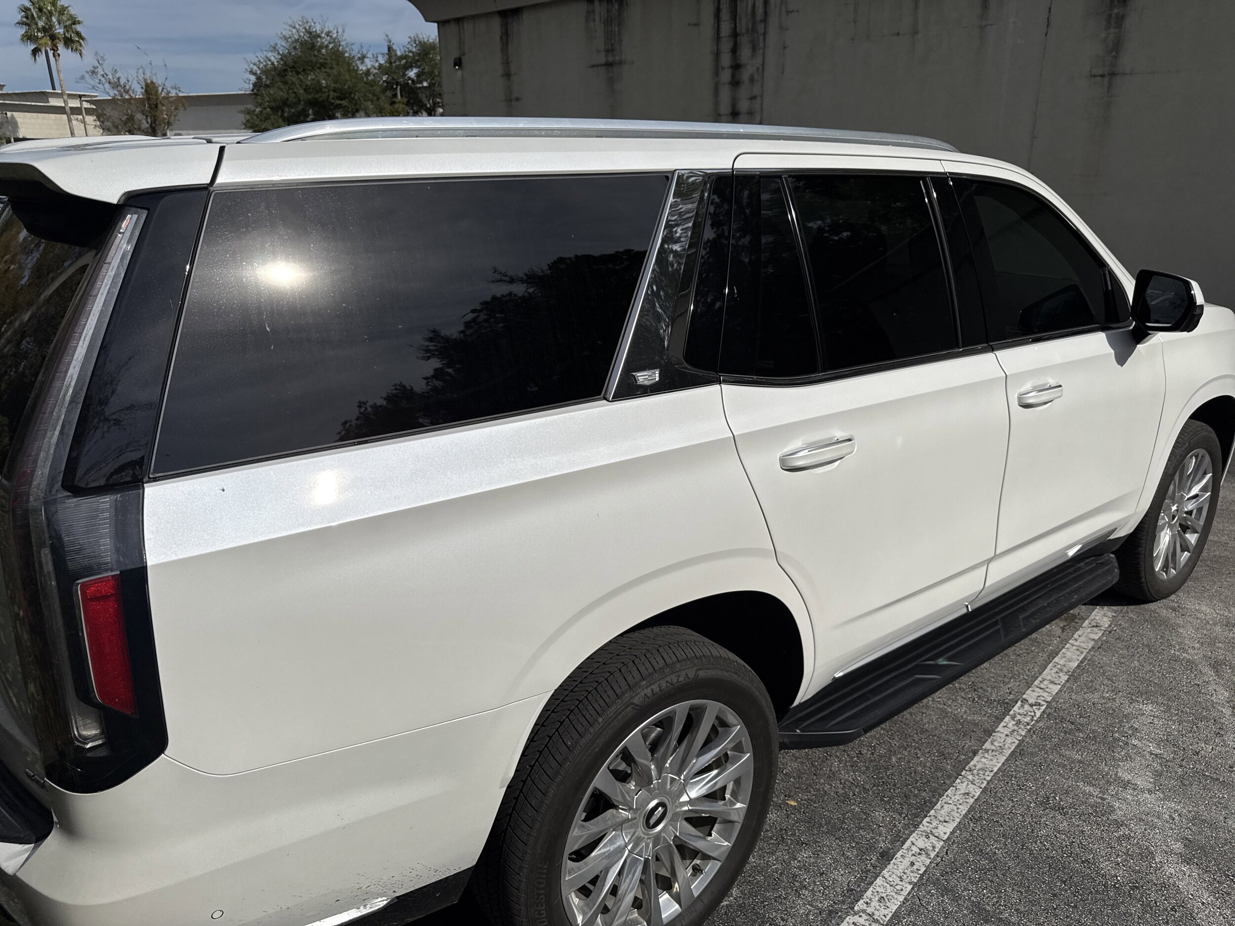 2024 Cadillac Escalade Premium Luxury photo 3