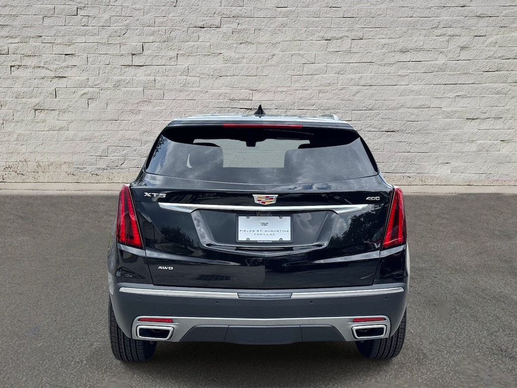 New 2026 CADILLAC XT5 Premium Luxury SUV