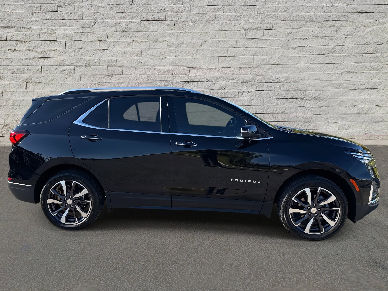 2023 Chevrolet Equinox Premier photo 4