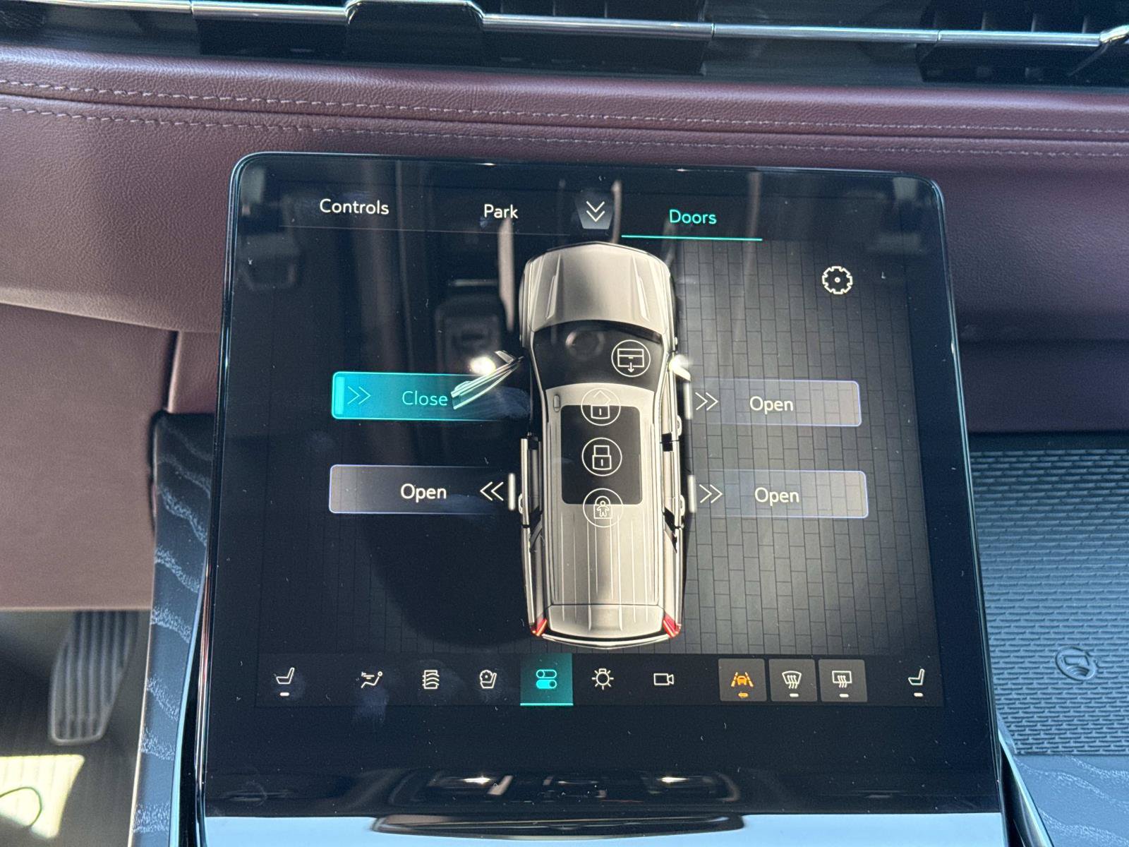 2027 Cadillac Escalade ESV Sport - Photo 21