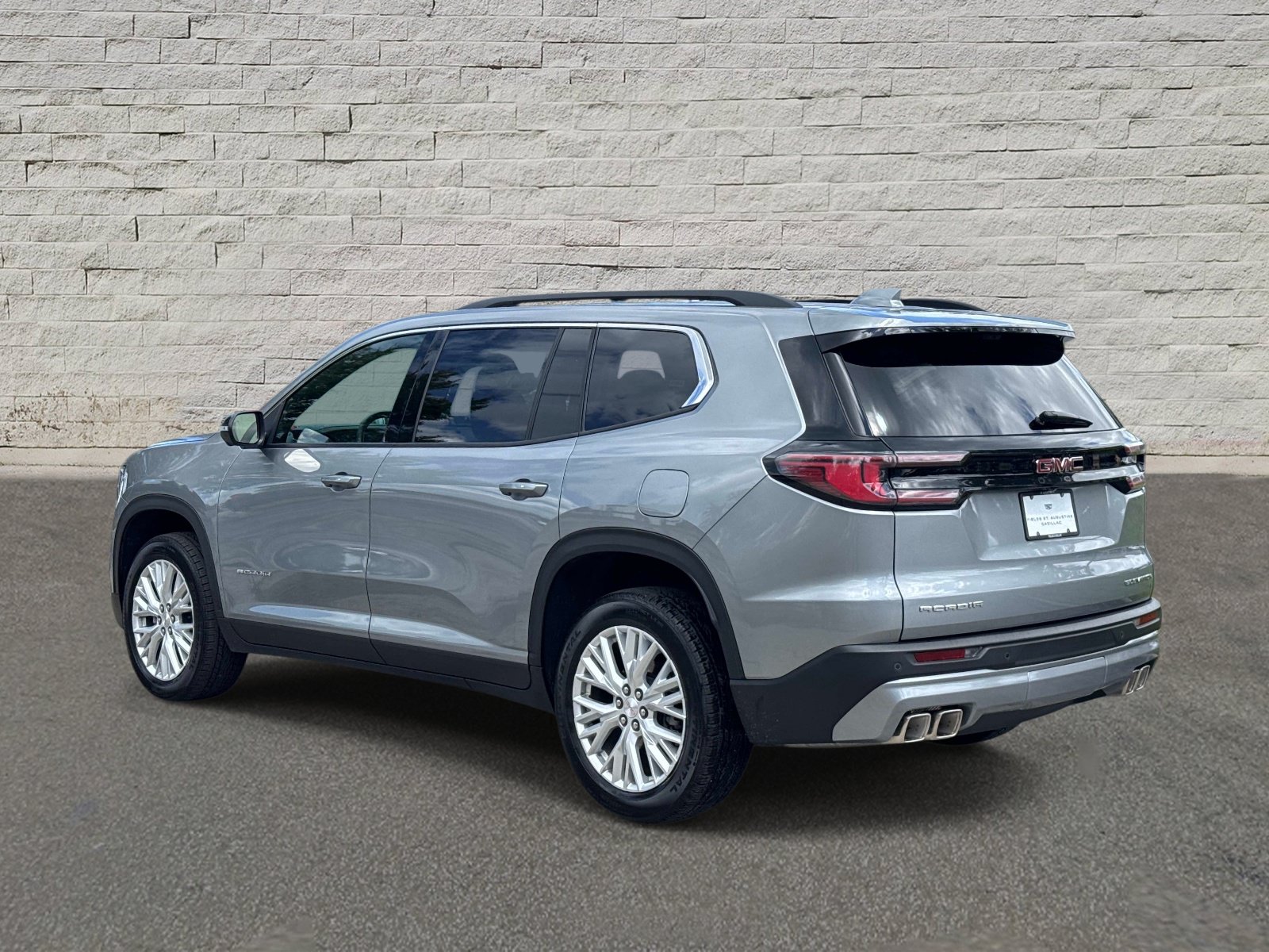 Used 2026 GMC Acadia Elevation SUV