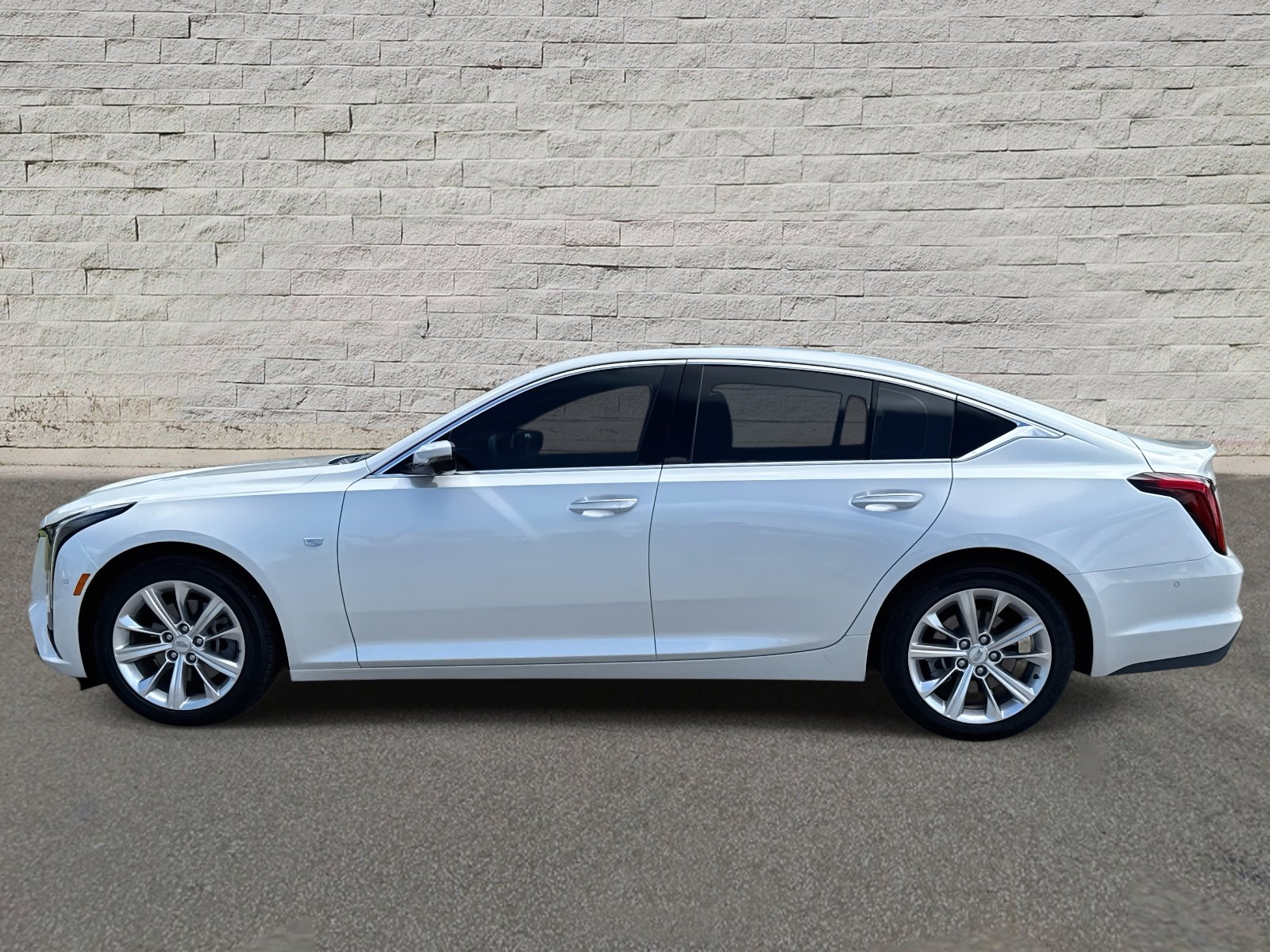 2025 Cadillac CT5 Premium Luxury photo 2