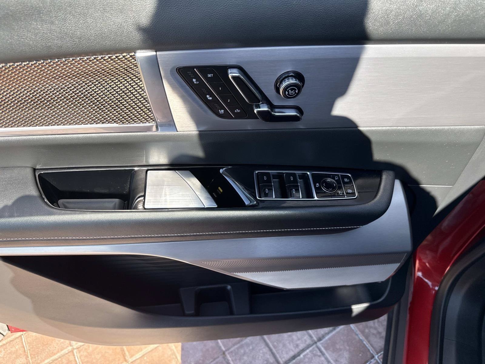 2026 Cadillac VISTIQ Sport - Photo 19