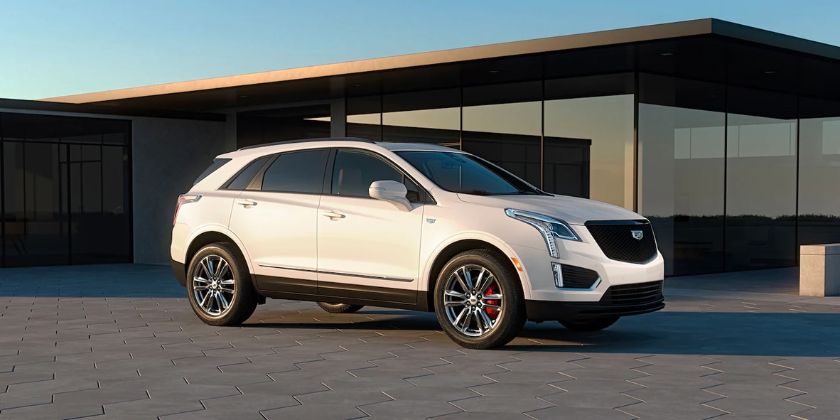2023-cadillac-xt5-chillin.png