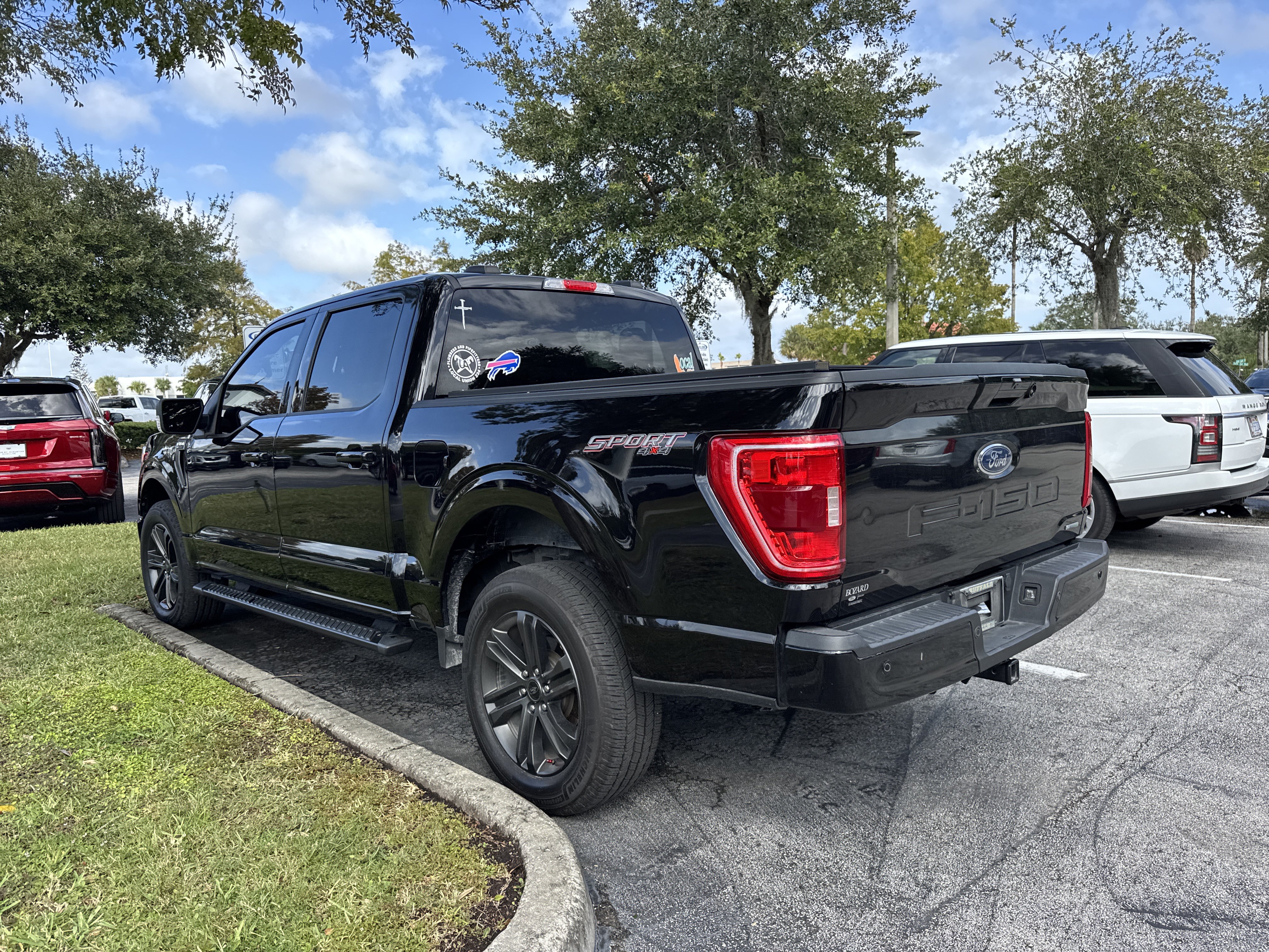 Used 2022 Ford F-150 XL Truck SuperCrew Cab