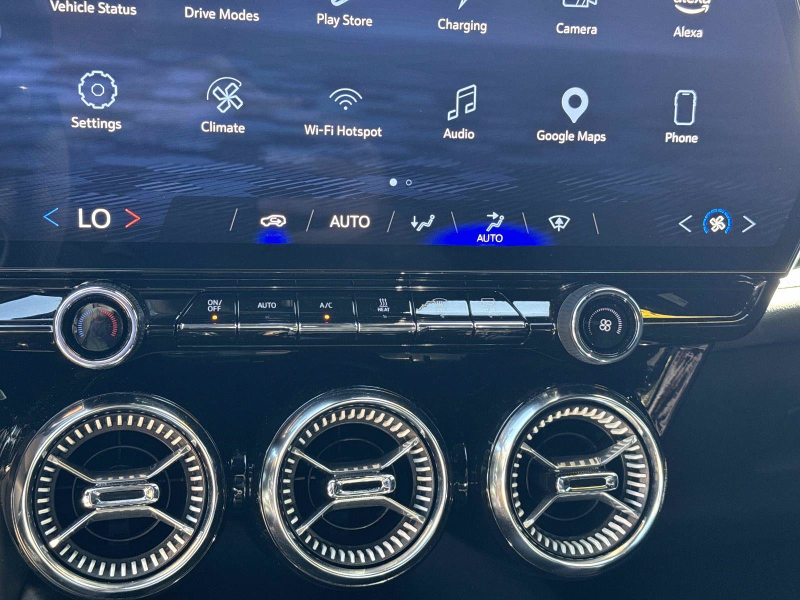 2025 Chevrolet Blazer EV LT - Photo 22