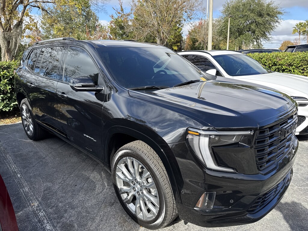 Used 2025 GMC Acadia Denali SUV