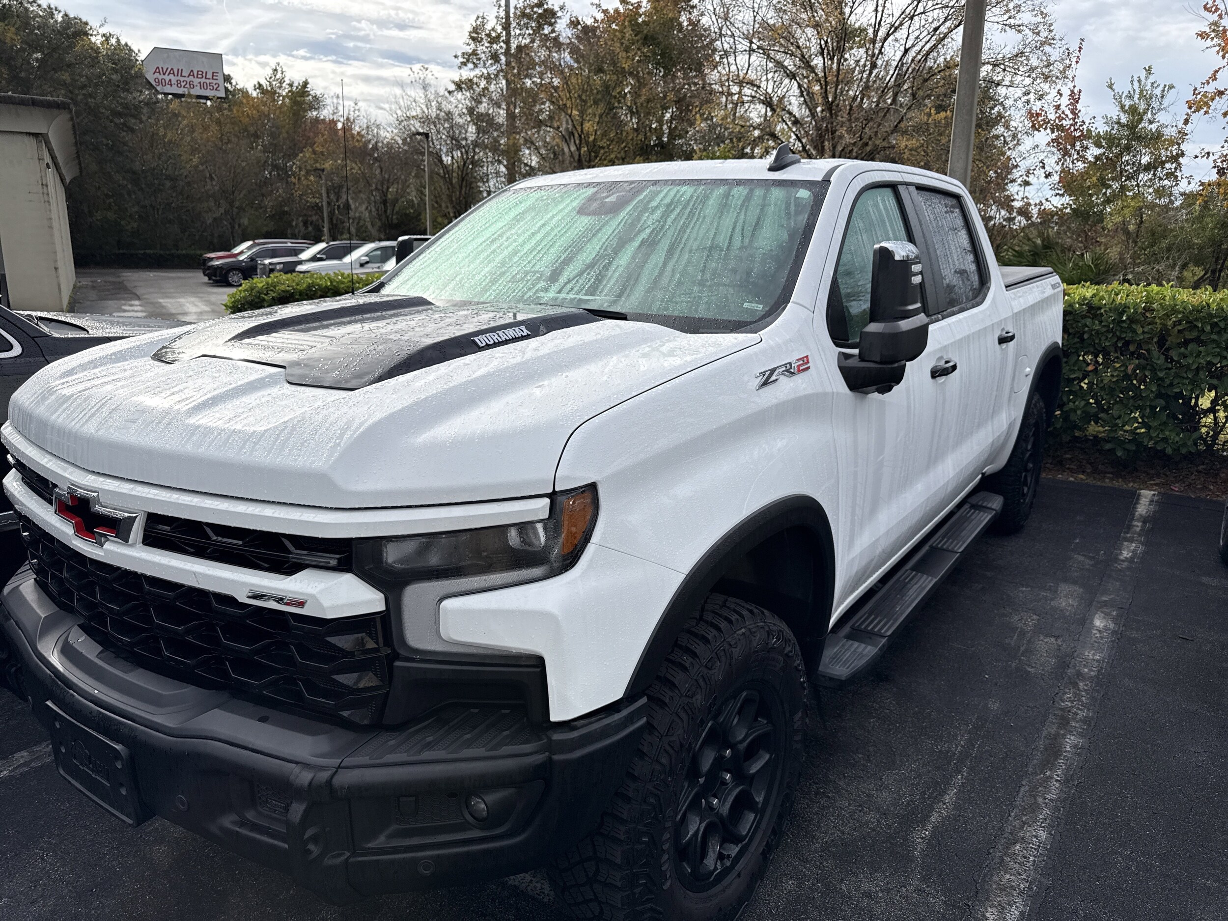 2024 Chevrolet Silverado 1500 ZR2's photo