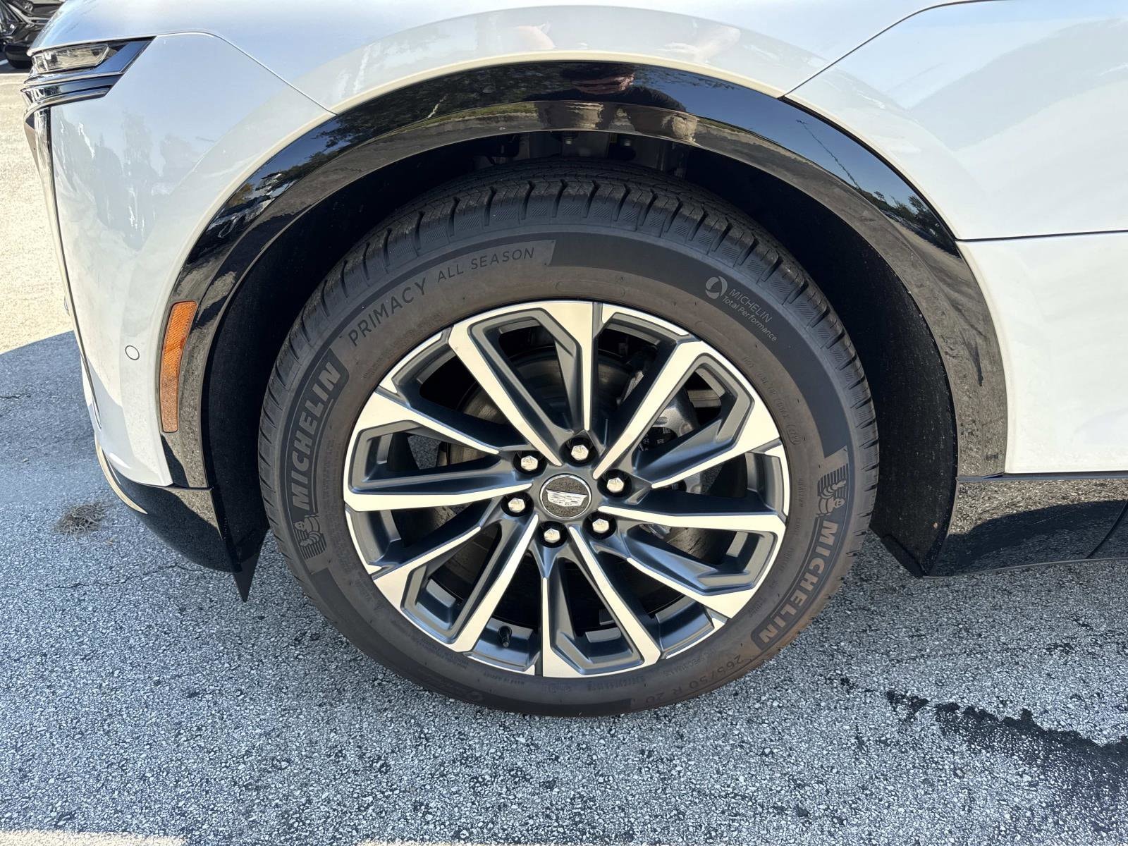 2025 Cadillac LYRIQ Sport 1 - Photo 9