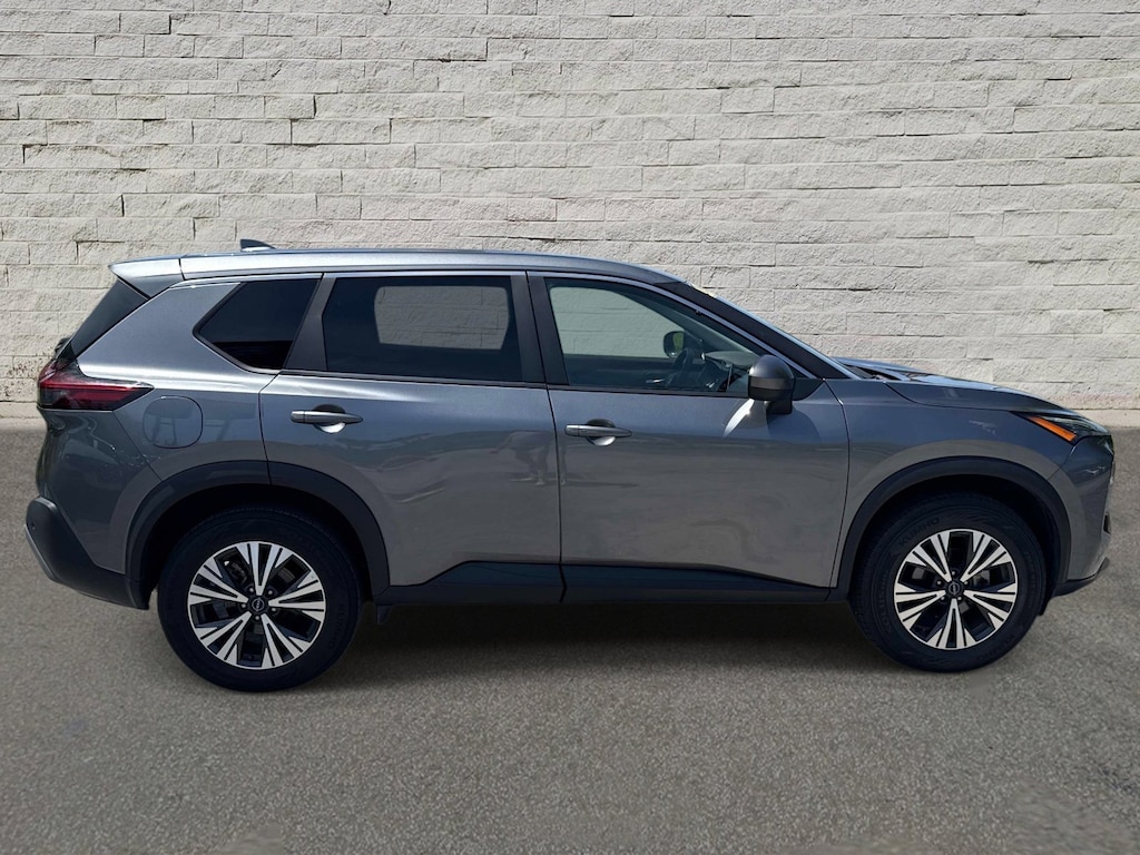 Used 2023 Nissan Rogue SV SUV