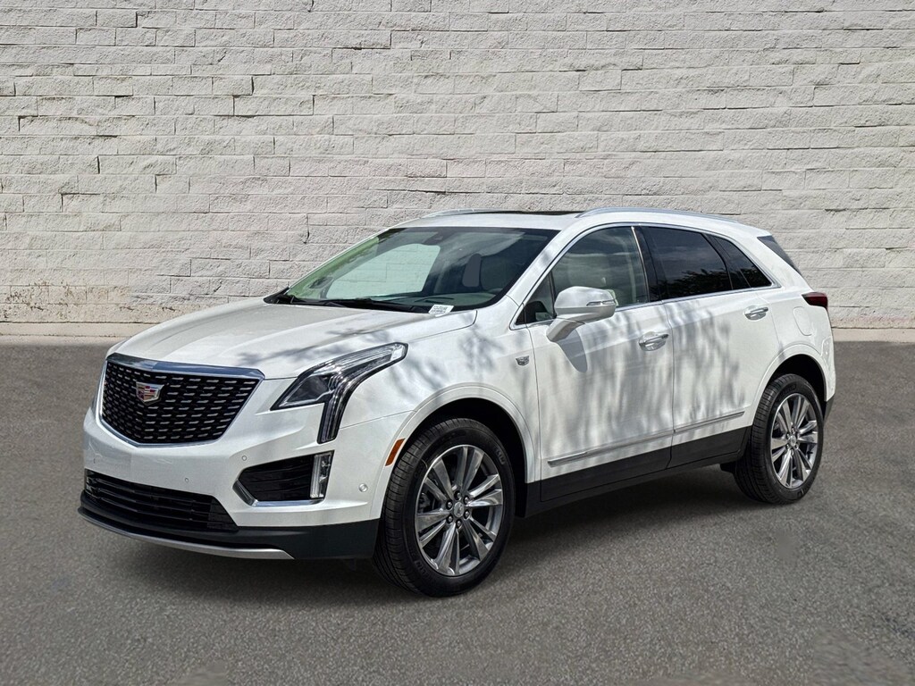 New 2026 CADILLAC XT5 Premium Luxury SUV