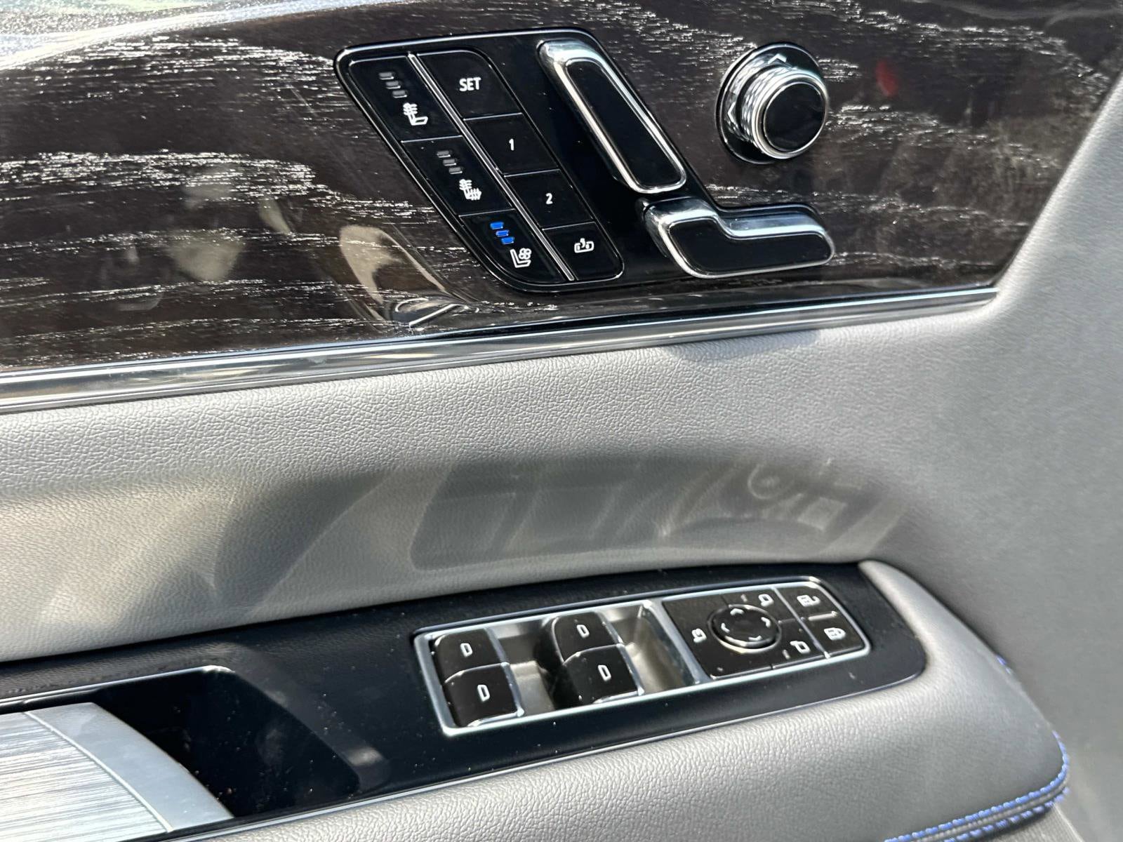2026 Cadillac Escalade IQL Luxury - Photo 19