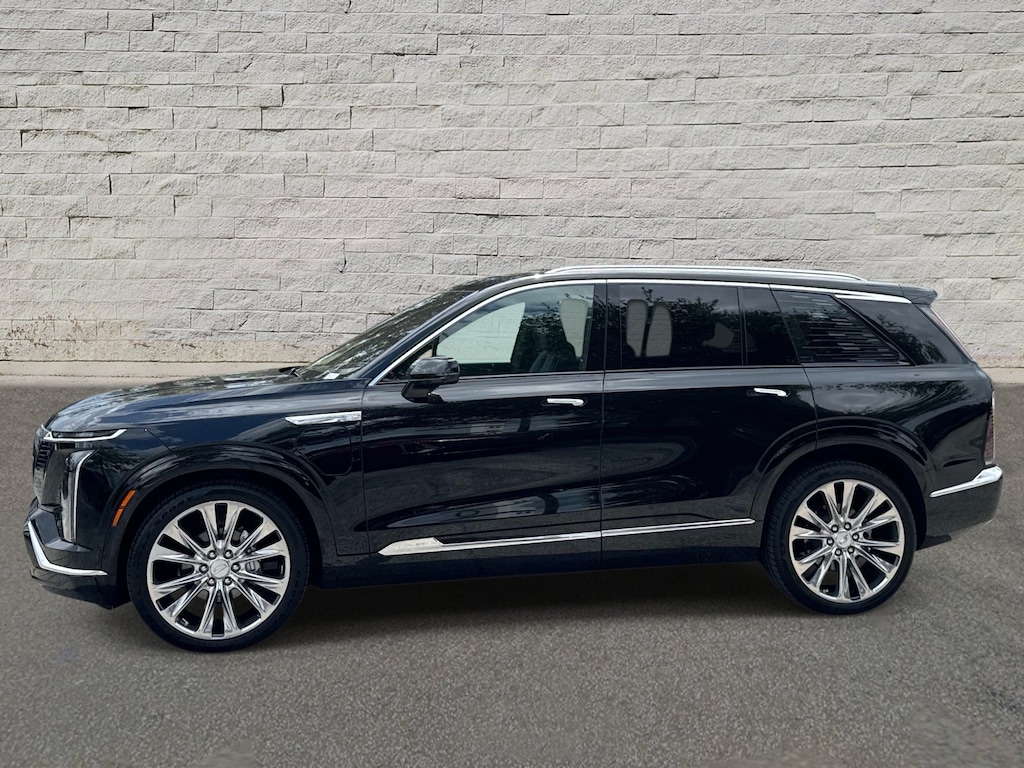 Used 2026 CADILLAC VISTIQ Premium Luxury SUV