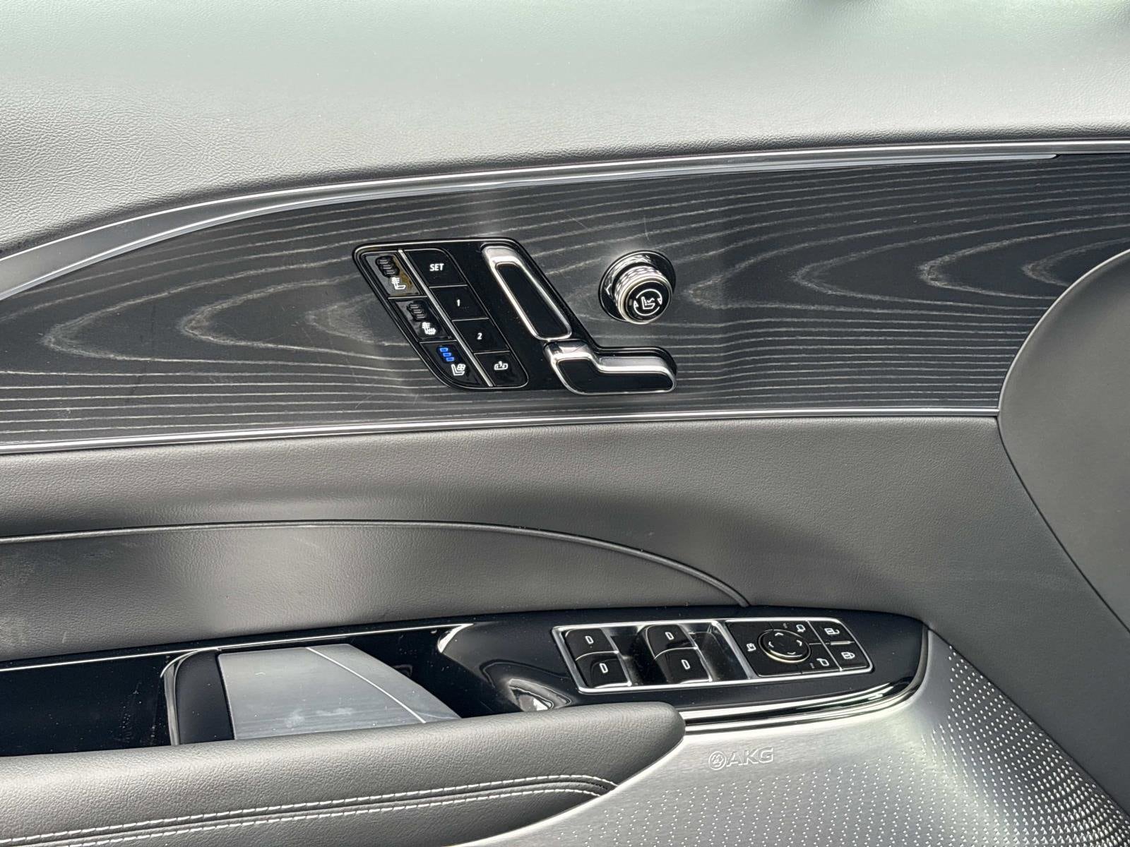 2026 Cadillac LYRIQ V - Photo 15