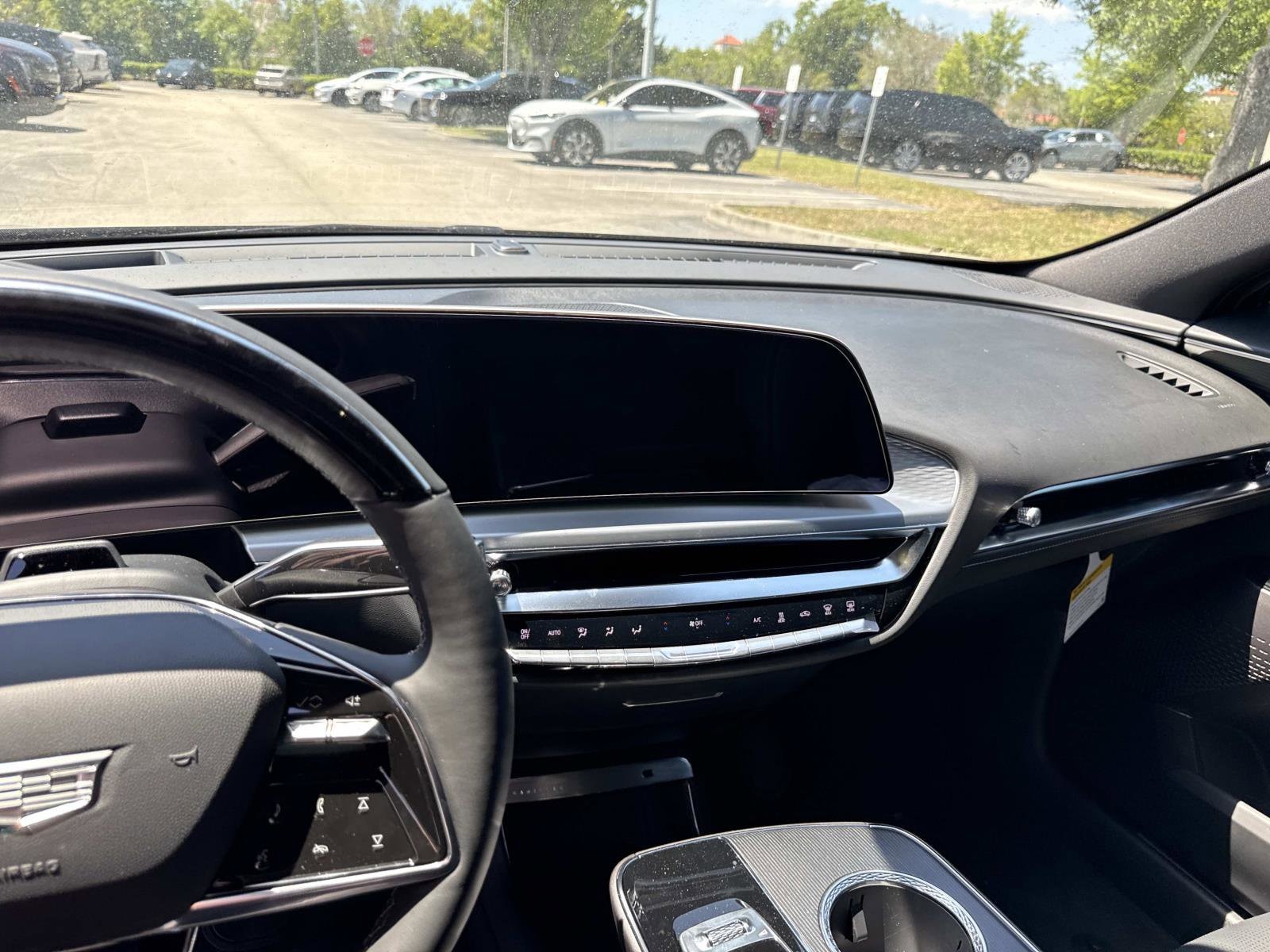 2026 Cadillac LYRIQ Luxury - Photo 26