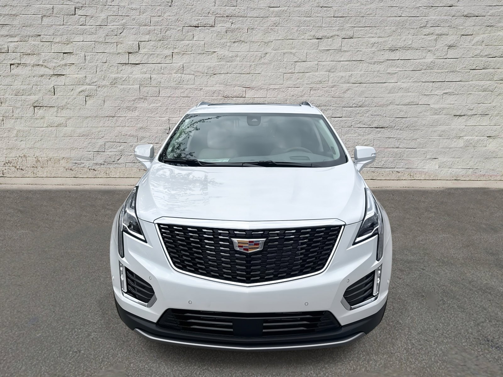 2026 Cadillac XT5 Premium Luxury photo 2