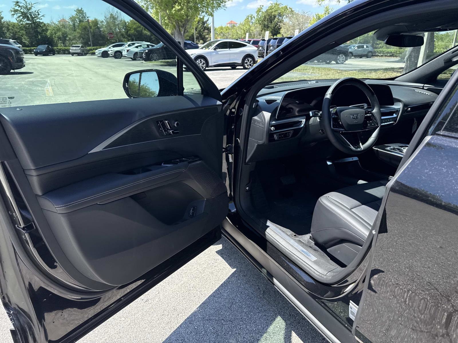 2026 Cadillac LYRIQ Luxury - Photo 19