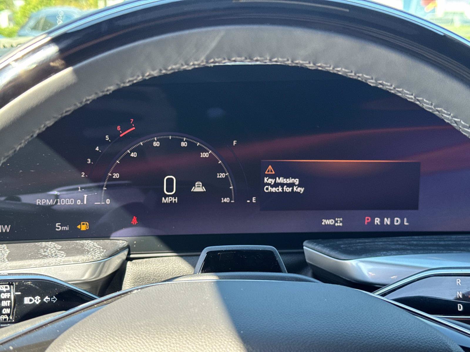 2027 Cadillac Escalade ESV Sport - Photo 18
