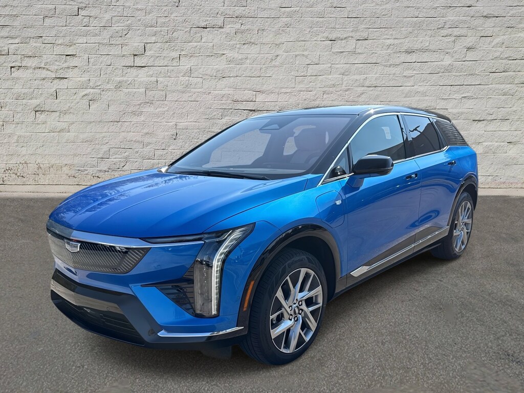 New 2026 CADILLAC OPTIQ Luxury SUV